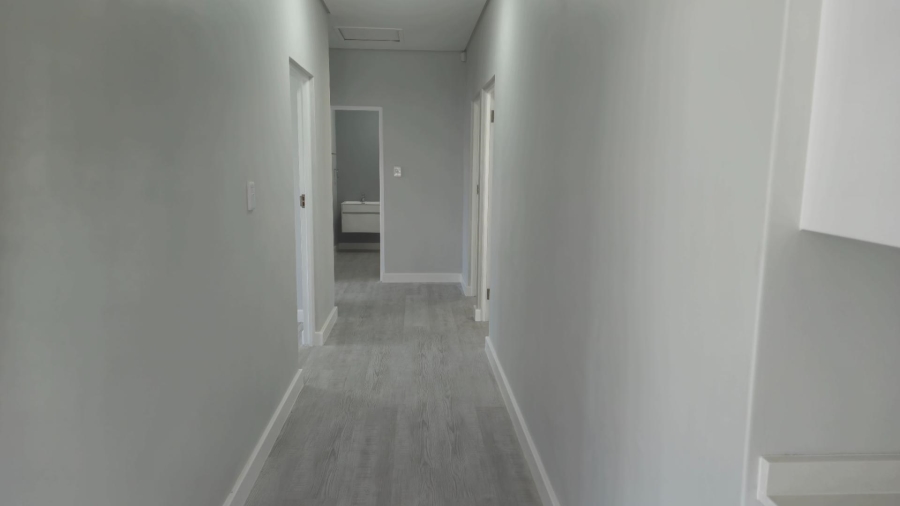 4 Bedroom Property for Sale in Franskraal Western Cape